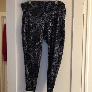 Torrid premium metallic splatter black leggings